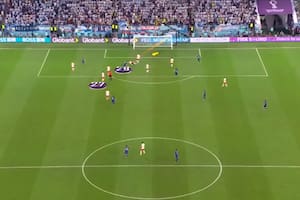 Julián Álvarez marca el 2 a 0 ante Polonia, en el epílogo de una jugada colectiva inolvidable