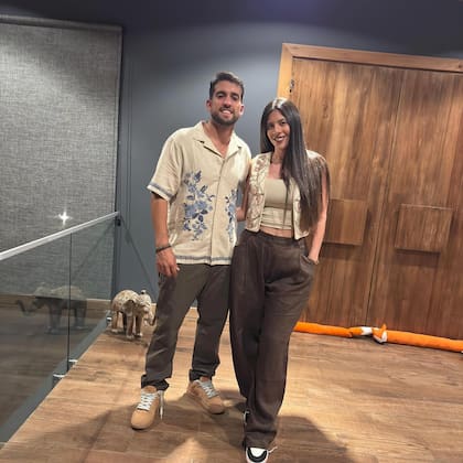 Julián Arellano y María Sol se conocieron en Rosario y llevan alrededor de 12 años en pareja (Foto: Instagram @tuli_arellano9)