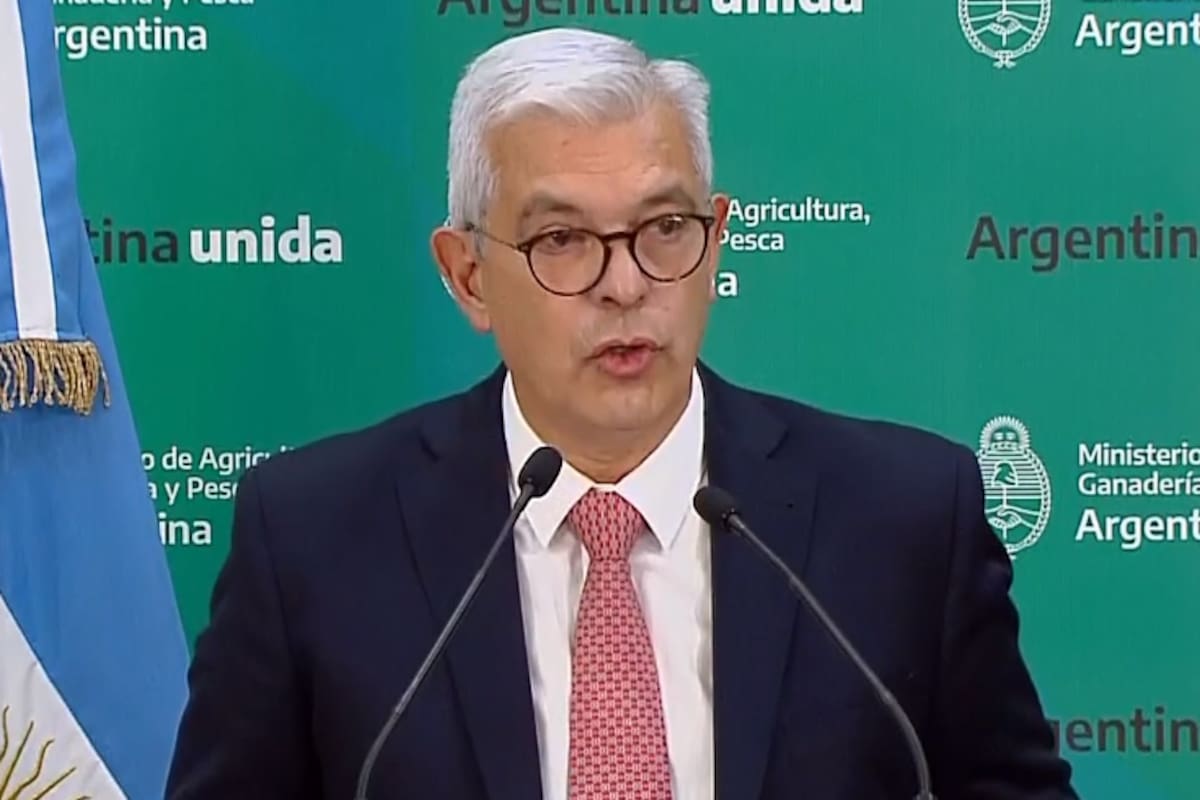 Julian Dominguez ministro de agricultura