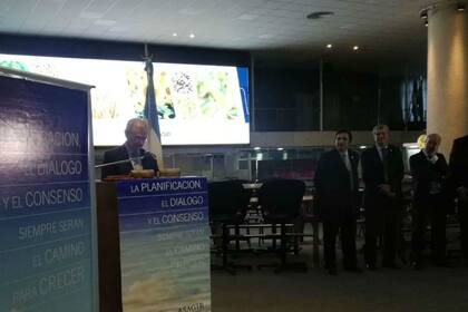 Julián Echazarreta, designado secretario de Agricultura