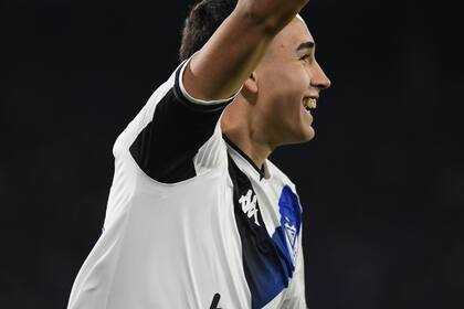 Julián Fernández festeja su gol