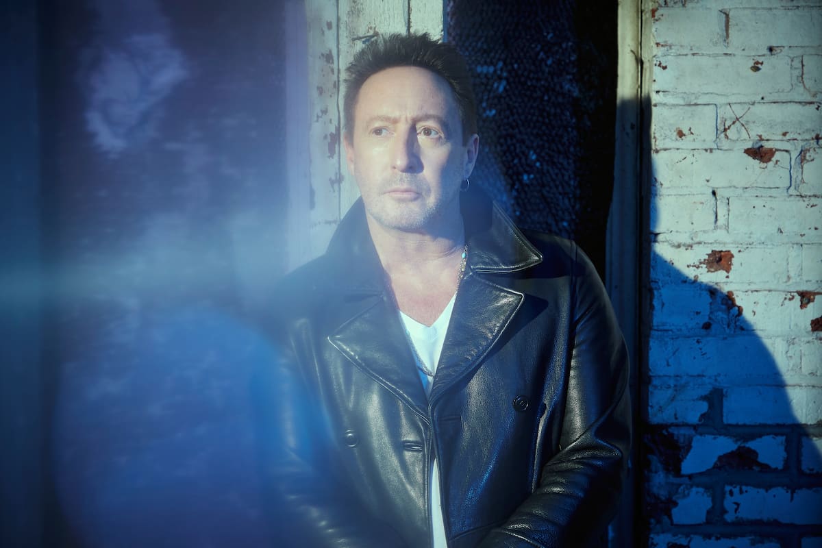 Julian Lennon publicó dos temas de su próximo disco
