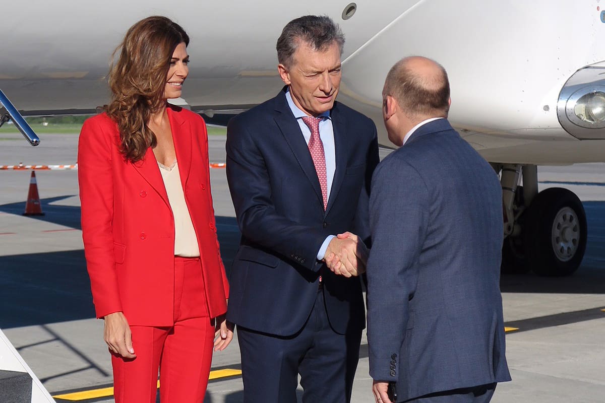 Juliana Awada y Mauricio Macri aterrizaron esta mañana en el aeropuerto de Quebec, Canada; el Presidente participa como invitado en la cumbre de líderes del G-7