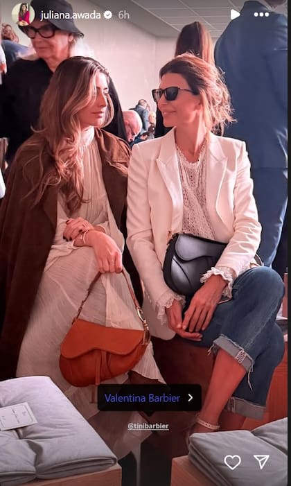 Juliana Awada y su hija Mayor, Valentina Barbier,en el desfile de Dior