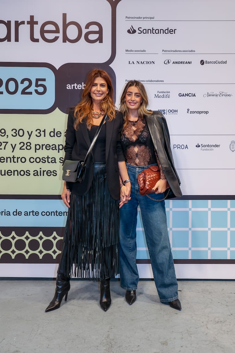Juliana Awada y "Tini" Barbier