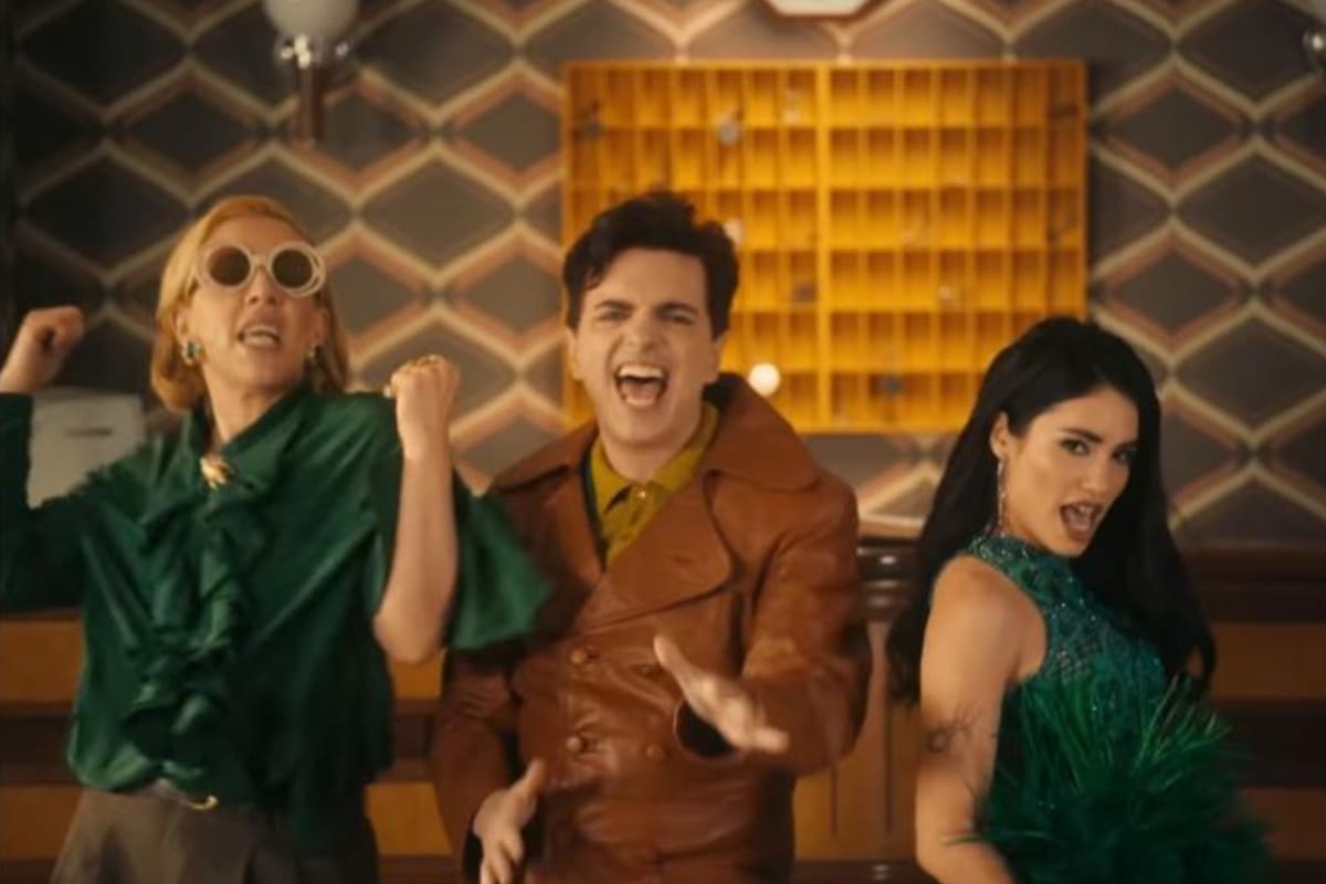 Juliana Gattas, Ale Sergi y Lali Espósito causaron furor con el videoclip de "Yo te diré" (Foto: Captura de video)