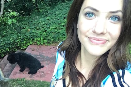 Julie Gonzalo nació en Buenos Aires y se abrió paso en Hollywood (Foto: Instagram @julie_gonzalo)