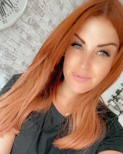Julie Heynes fue engañada en una app de citas