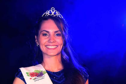 Julieta Lonigro, la reina "paralela" que reclama ser reconocida oficialmente