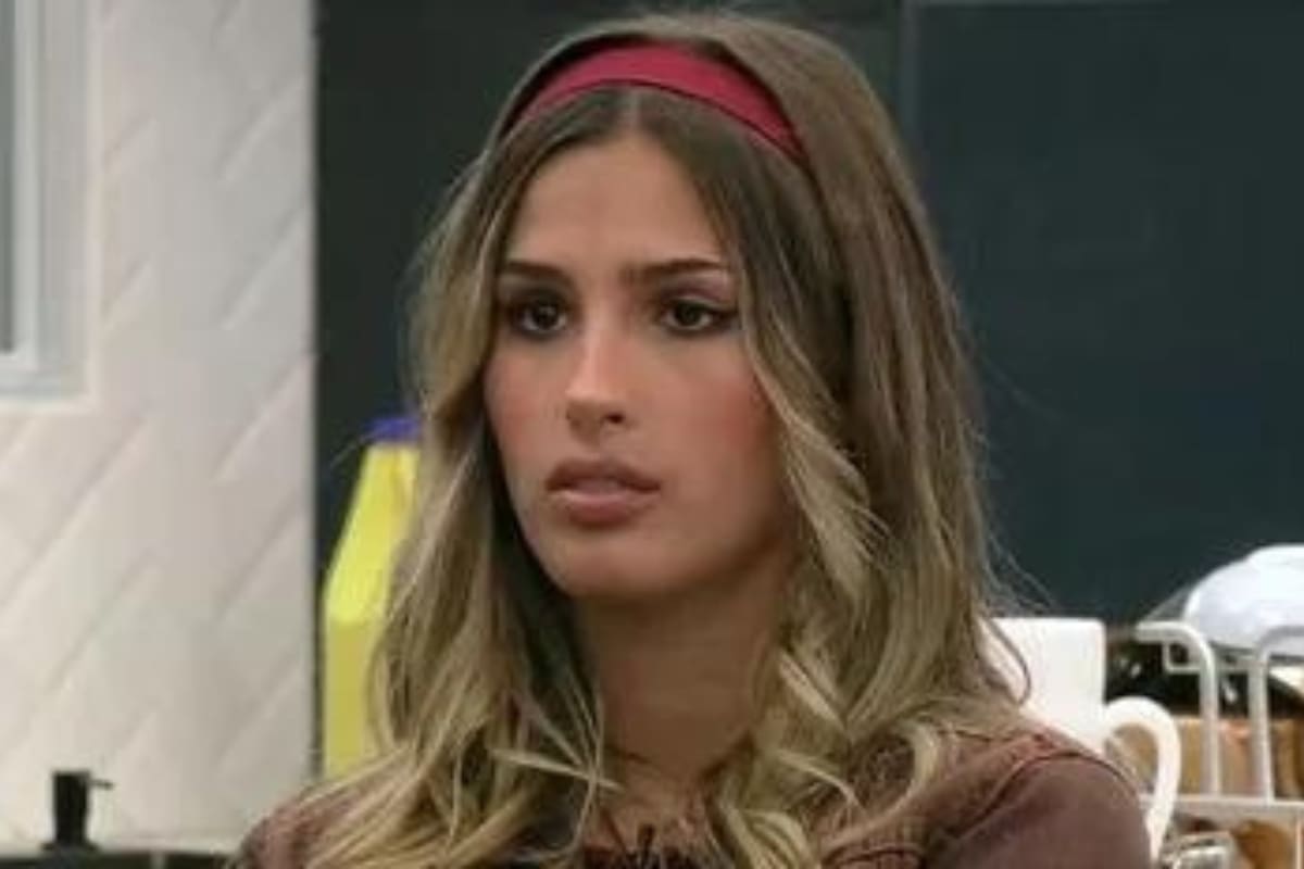 Julieta Poggio contó qué hace con sus perros cuando se va de la casa y la repudiaron en las redes sociales