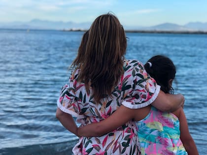 Julieta y su hija en Ceuta