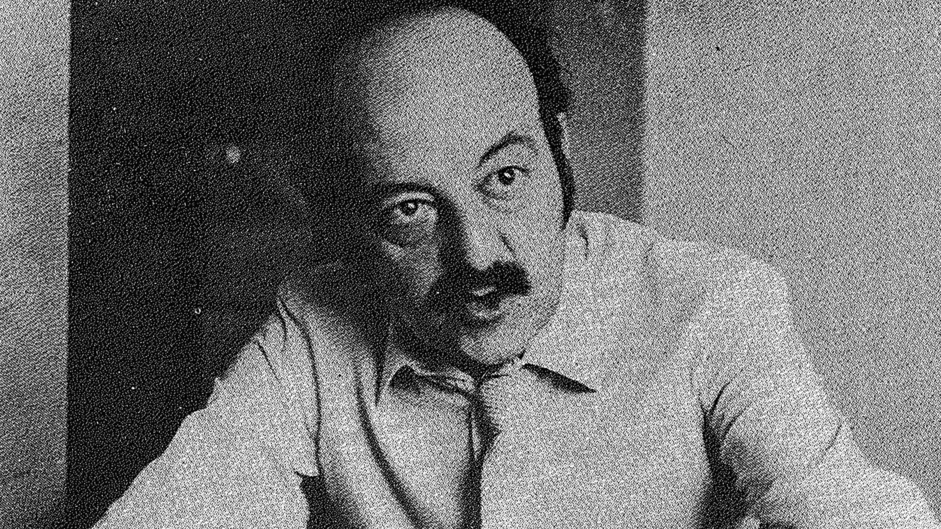 Julio Bárbaro inició su activismo político en 1960 mientras trabajaba como taxista y estudiaba Ciencias Políticas en la Universidad del Salvador