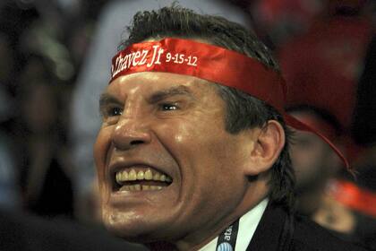 Julio César Chávez, cuando alentó por su hijo durante el combate contra Sergio Martínez, por el título de peso mediano del CMB en el Thomas Mack Center. Fue el 15 de septiembre de 2012 en Las Vegas, Nevad