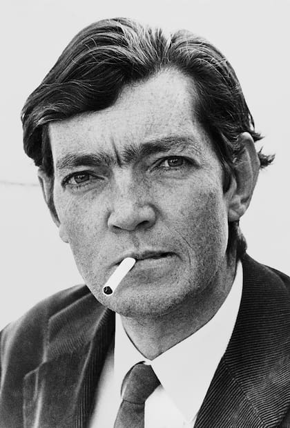 El retrato icónico de Cortázar por Facio que sirvió de guía en la carrera de Alejandro Guyot