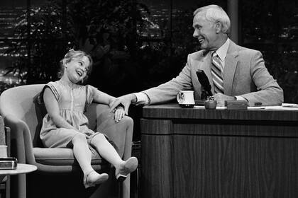 Julio de 1982. Como invitada al show de Johnny Carson.
“Fue una locura haber estado ahí”, reveló la actriz muchos
años después.