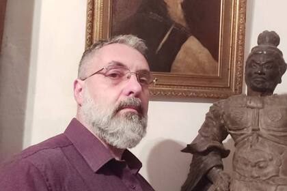 Julio Djenderedjian, director del Instituto Histórico Emilio Ravignani, docente de la UBA e investigador de Conicet, contó a LA NACION la historia de la primera cuasimoneda argentina, la nota metálica