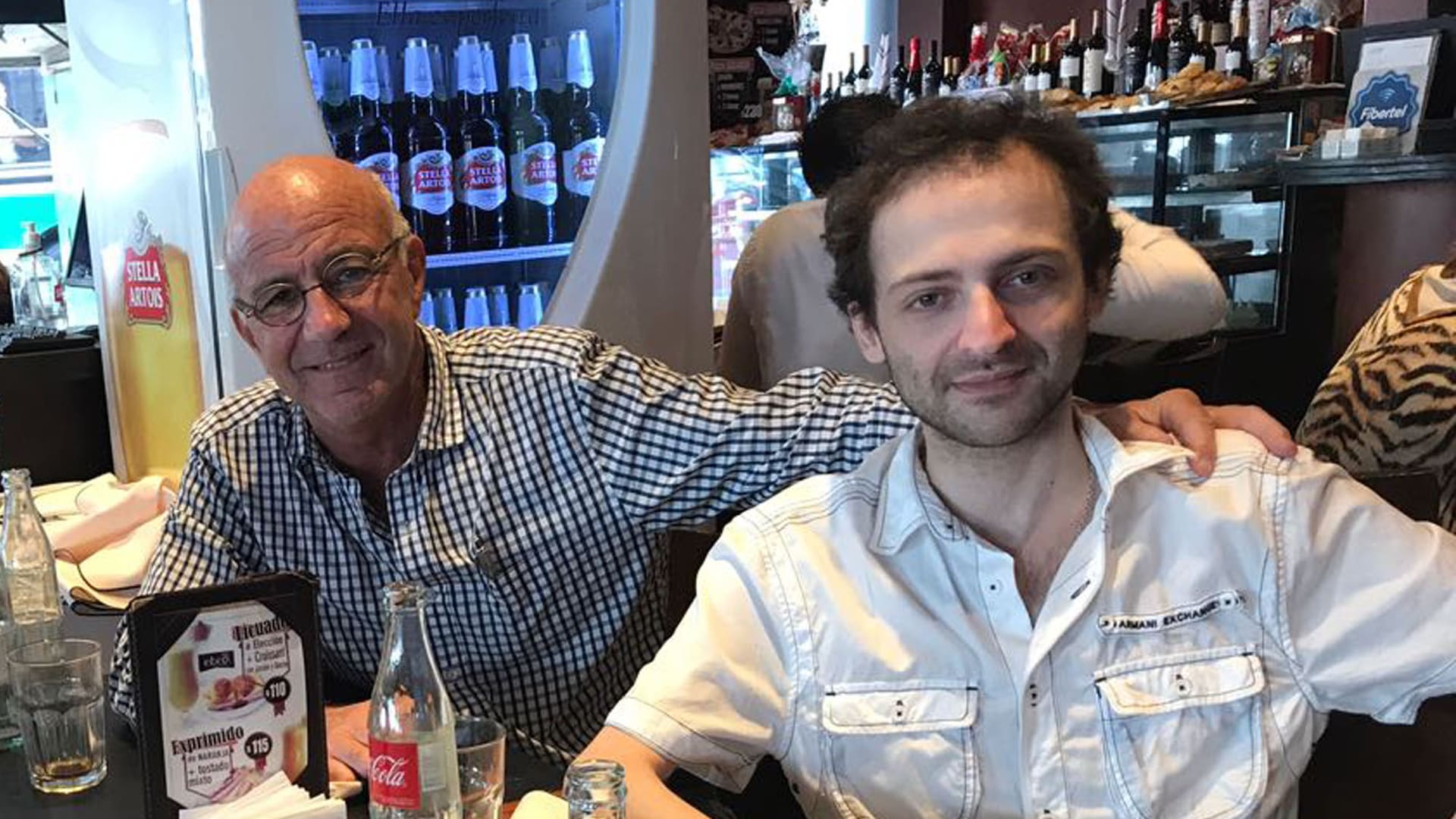 Julio fue el doctor de Matías en su infancia y pubertad y su colega y amigo en la adultez.