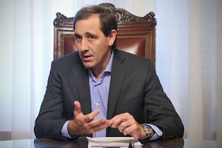 Allanamientos, operativos e imputación al exintendente de La Plata Julio Garro en una causa por asociación ilícita