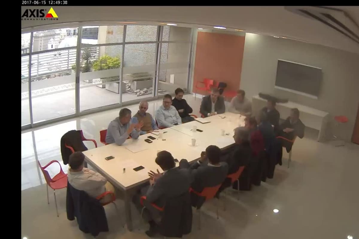 Julio Garro y exmiembros del gabinete provincial de María Eugenia Vidal reunidos con exfuncionarios de la AFI y empresarios