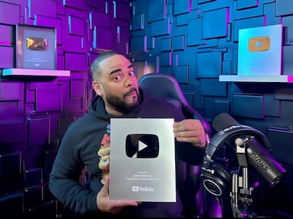 Julio Herrera ahora es un exitoso youtuber e influencer
