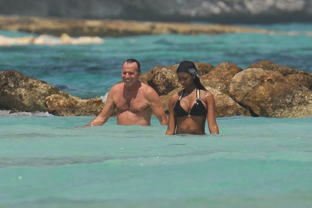 Julio Iglesias, en las playas de República Dominicana