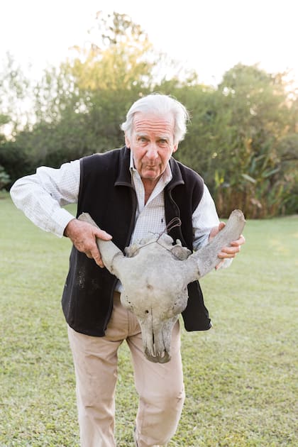 Julio "Mono" Dreher. Antes de ser construcción y dedicarse al turismo, ejerció una larga carrera como veterinario. La gente de la colonia solía llevarle sus mascotas.