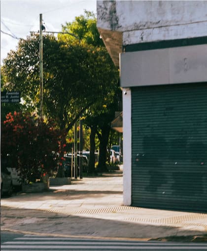 Jungkook fotografió las calles de Flores