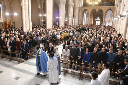 Junto a Duhalde, Wado de Pedro y Kicillof, Alberto Fernández participó en la Basílica de Luján de la misa por el ataque a Cristina Kirchner