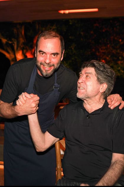 Junto a Joaquín Sabina, para quien ha cocinado en varias ocasiones