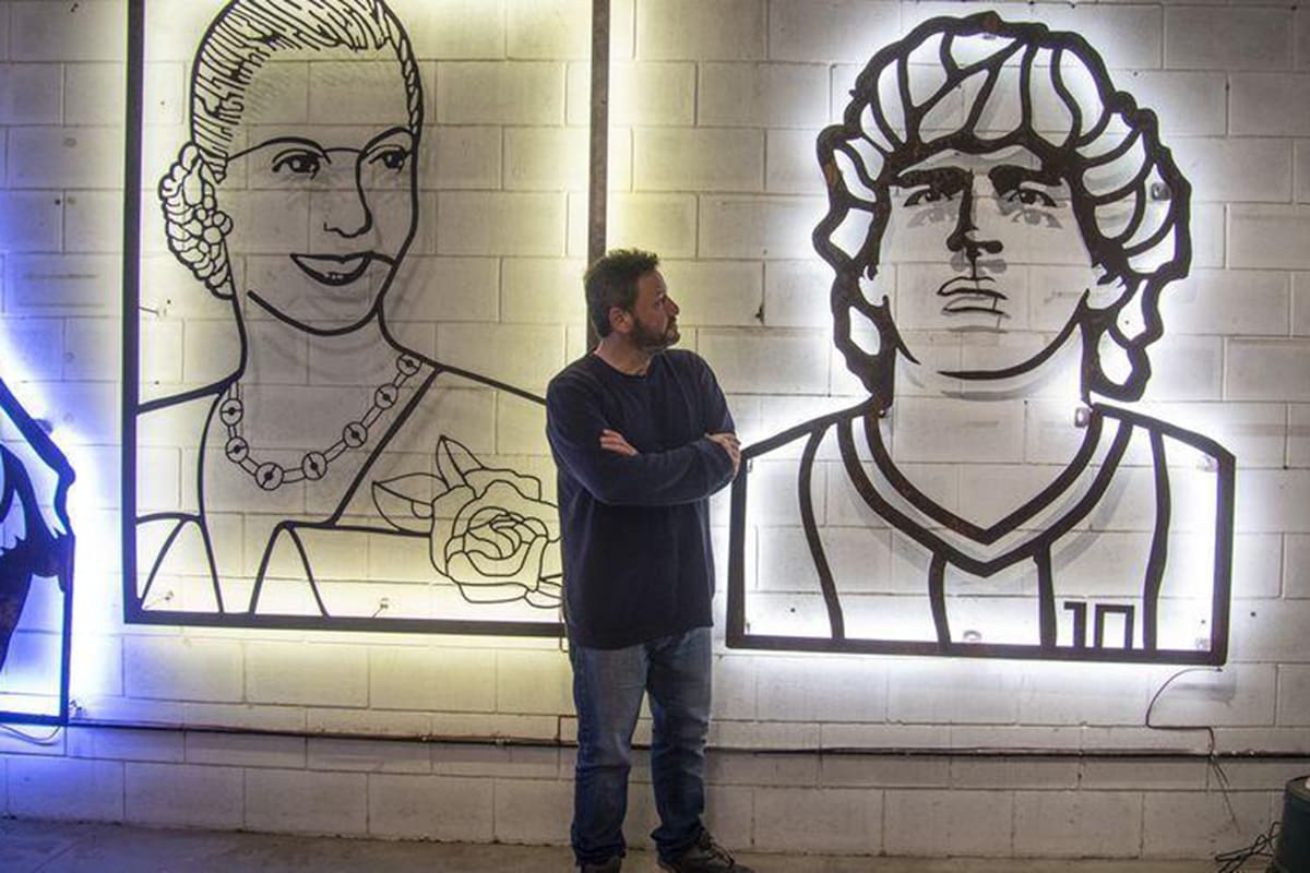 Junto a la imagen de Eva Perón en el Barrio 31, habrá una del ídolo deportivo Diego Maradona