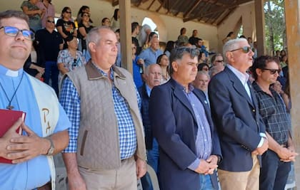 Junto a otros dirigentes, el vicepresidente de CRA, José Colombatto en la Exposición Rural de Victoria
