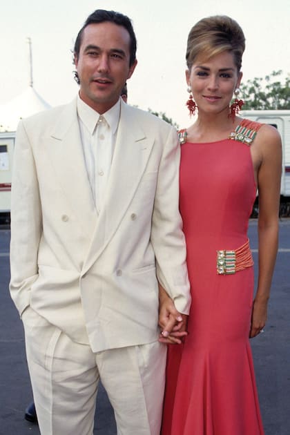 Junto a William J. MacDonald en junio de 2011 durante la gala de los MTV Video Music Awards. Estuvieron comprometidos, pero la relación duró muy poco tiempo y ella le mandó el anillo de
compromiso por correo