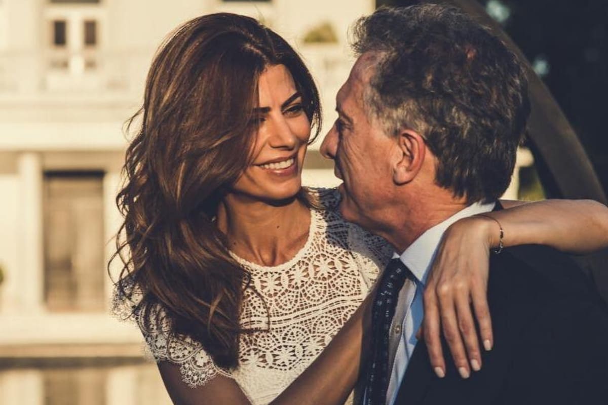 “Juntos”, la foto formal de Juliana Awada y Mauricio Macri en la presentación de Primer Tiempo