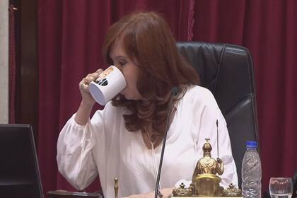 Juntos por el Cambio le envió una dura nota a la vicepresidenta pidiéndole que conforme todas las comisiones y negocia la presencia del jefe de Gabinete en el Senado antes de fin de mes.