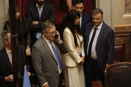 Jura de 23 de los 24 senadores electos en los comicios del 26 de octubre
