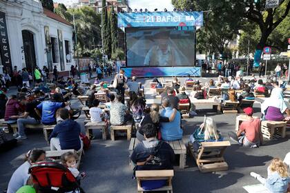 Juramento se convirtió en una sala, y sus alrededores, en parque temático