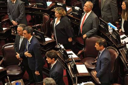Juran los 24 senadores electos