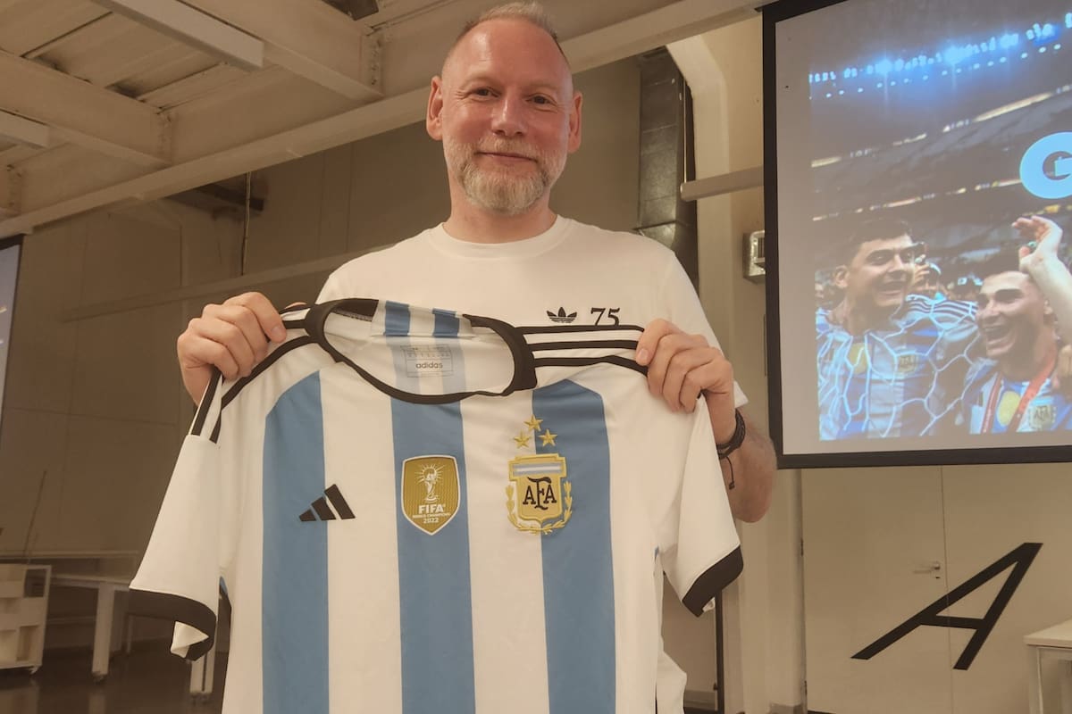 Jurgen Rank, diseñador alemán de Adidas, visitó la Argentina y brindó una charla en la Universidad Di Tella