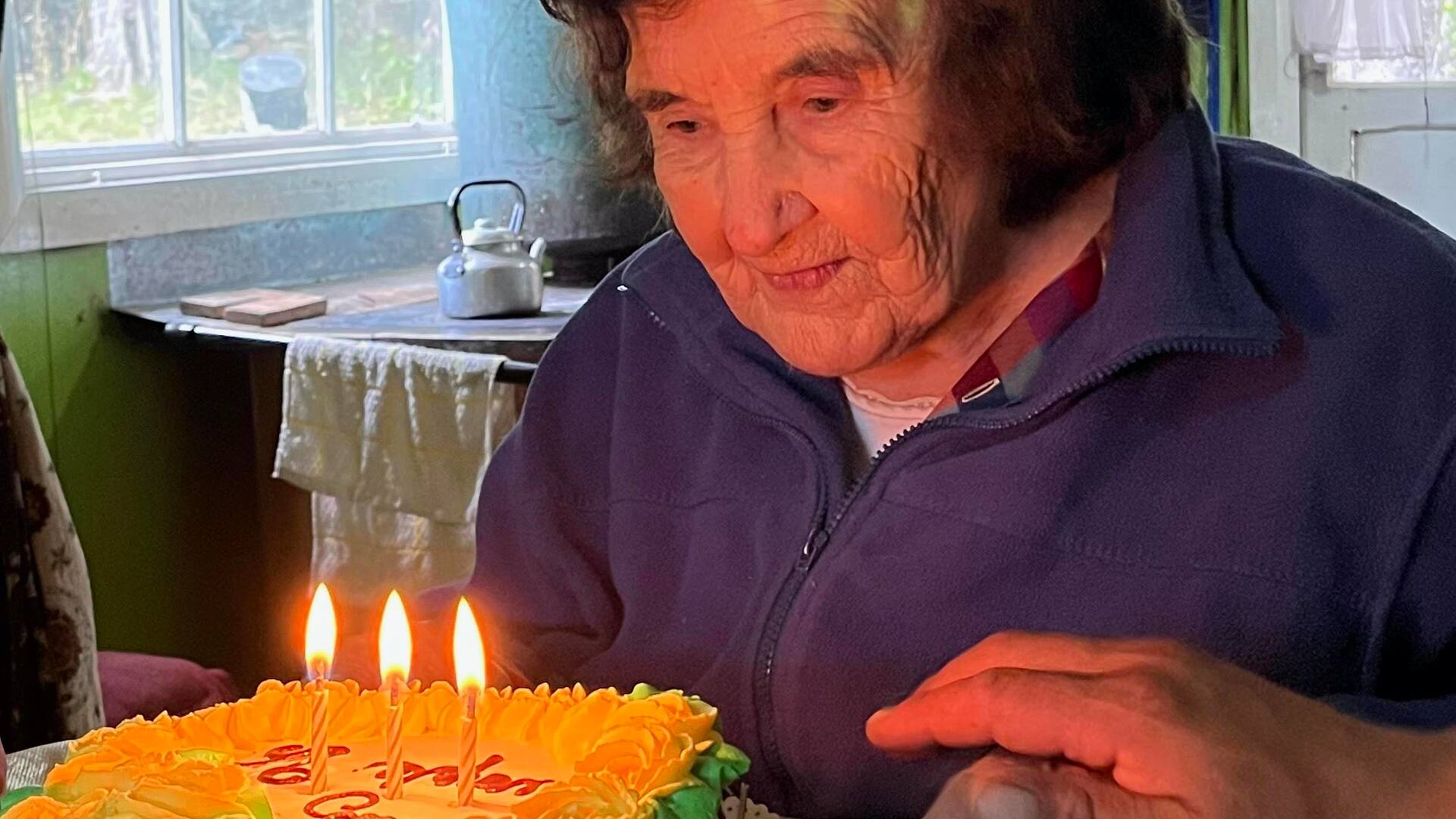 Justa Mancilla celebró su cumpleaños 96 en marzo de 2023.