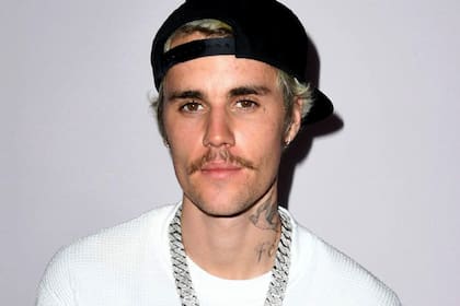 Justin Bieber se cambió su polémico peinado.