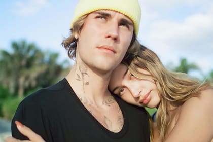 Justin Bieber y Hailey Baldwin están esperando su primer hijo y lo anunciaron con un tierno mensaje en las redes