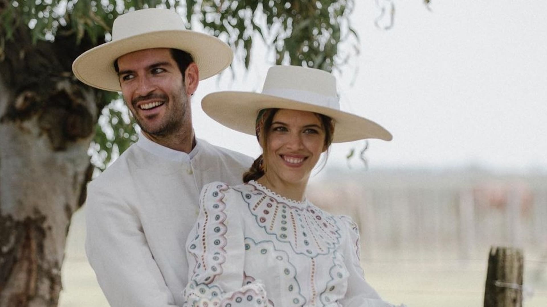 Justina Socas, la sobrina de Adolfo Cambiaso, junto a su marido, el francés Clement Le Coz