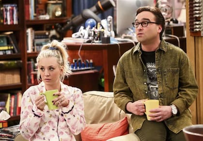 Kaley Cuoco y Johnny Galecki