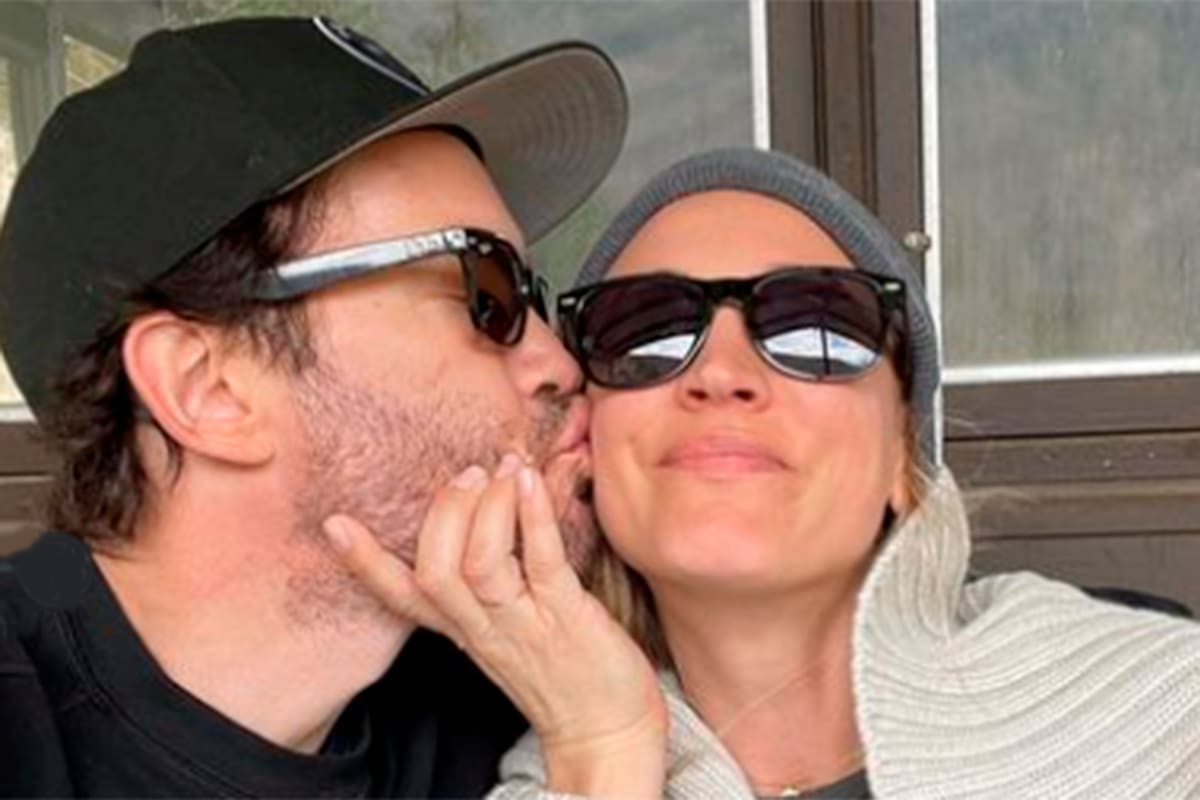 Kaley Cuoco y Tom Pelphrey confirmaron su romance con unas tiernas postales en Instagram