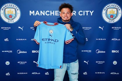 Kalvin Phillips, uno de los futbolistas que mejoró su rendimiento gracias a Marcelo Bielsa en Leeds, es nuevo jugador de Manchester City