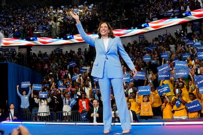 Kamala Harris se presentó ante una multitud en un acto de campaña en Atlanta