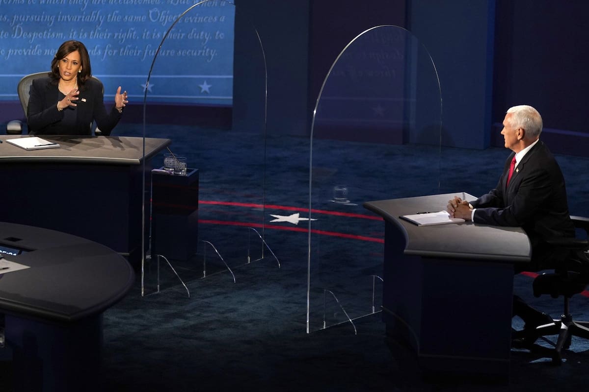 Kamala Harris y MiKe Pence en el último debate vicepresidencial de las elecciones de 2020 en EE.UU. (AP Photo/Julio Cortez, File)