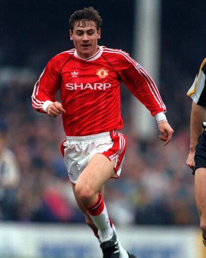 Kanchelskis, con la camiseta del Manchester United, en sus años en Old Trafford. Crédito: Instagram