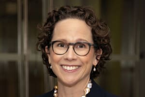Karen Dunn, una de las principales asesoras de Kamala Harris en esta campaña hacia las elecciones 2024