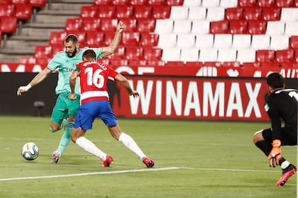 Karim Benzemá convirtió el segundo tanto para Real Madrid